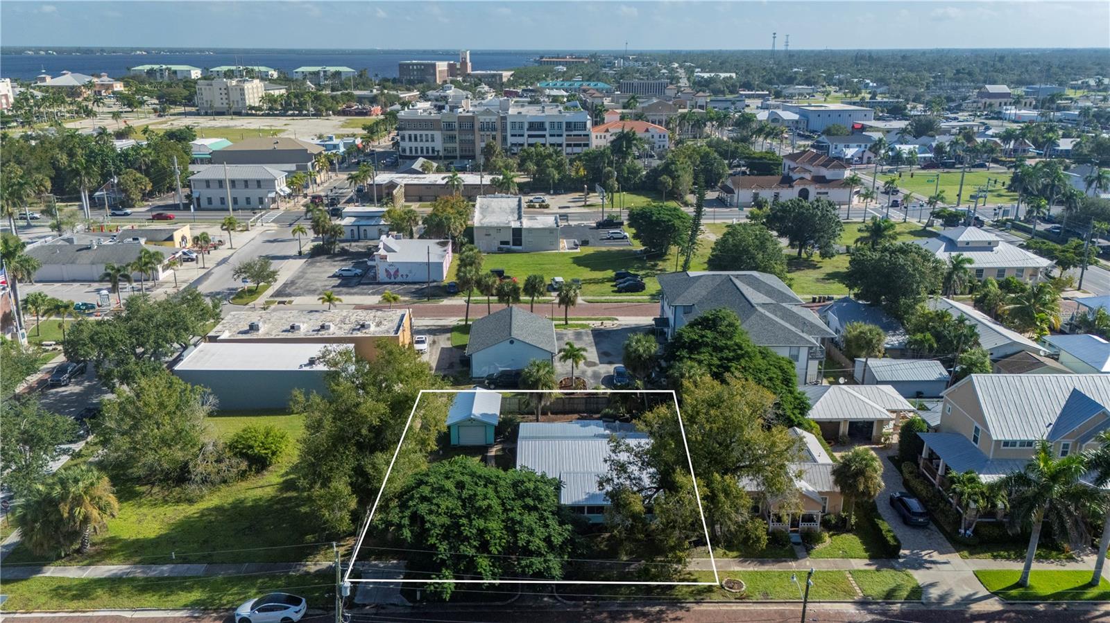 Image 18 of 30 For 210 Harvey Street