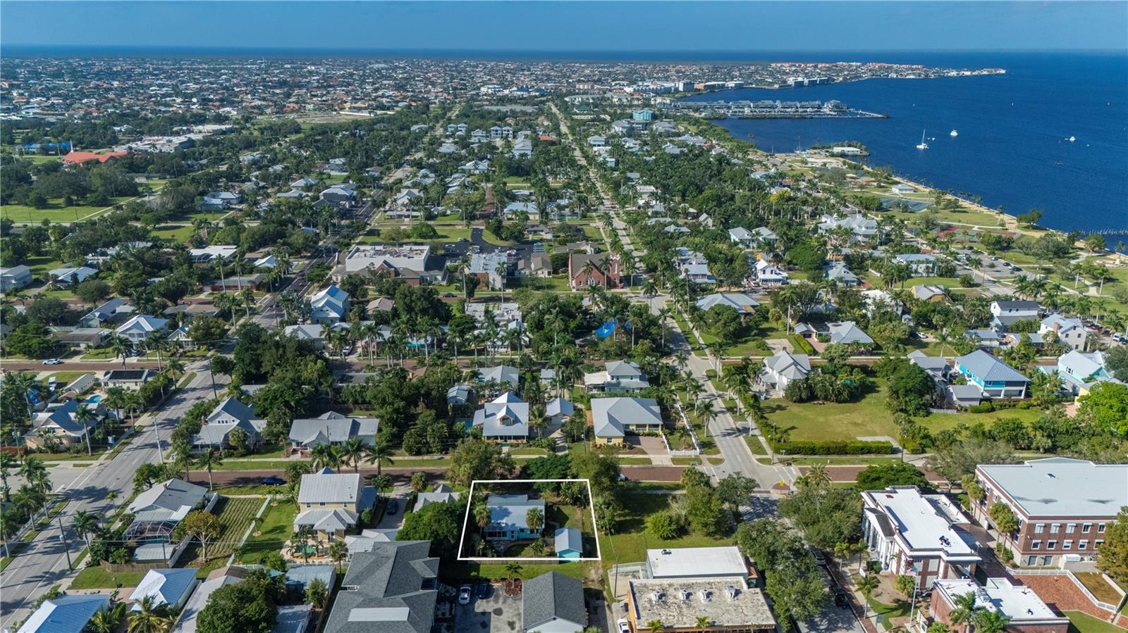 Image 25 of 30 For 210 Harvey Street