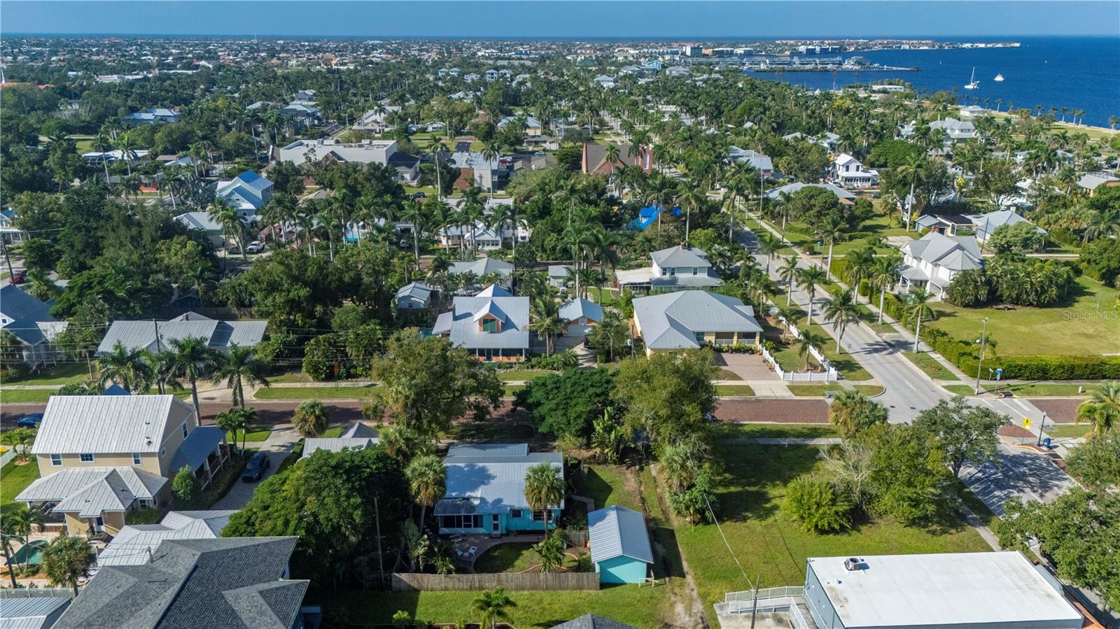 Image 27 of 30 For 210 Harvey Street