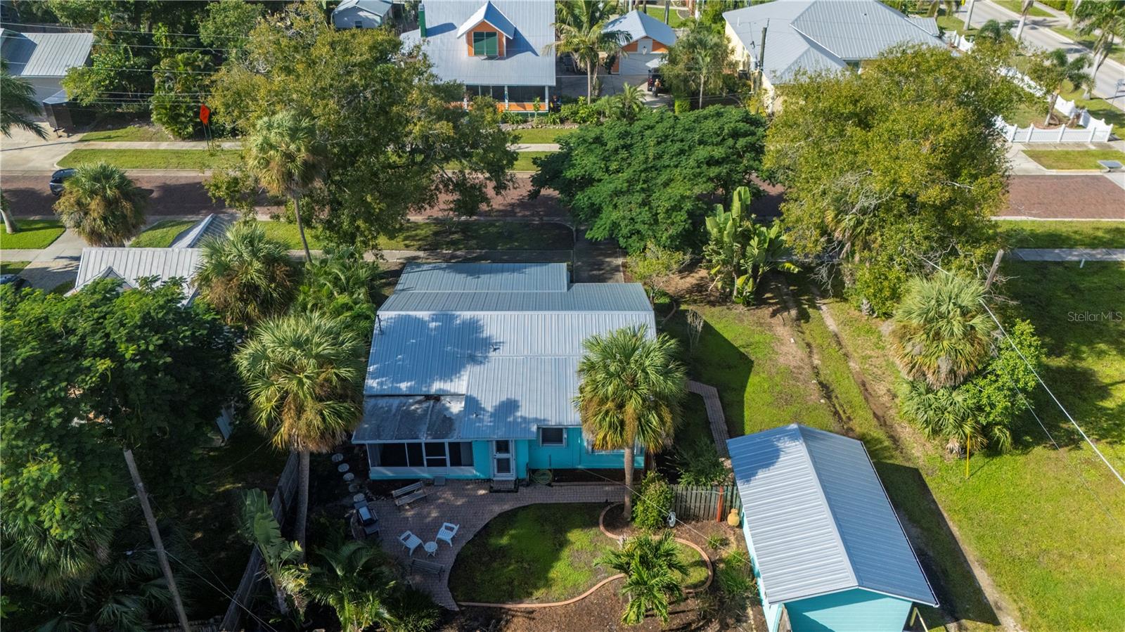 Image 29 of 30 For 210 Harvey Street