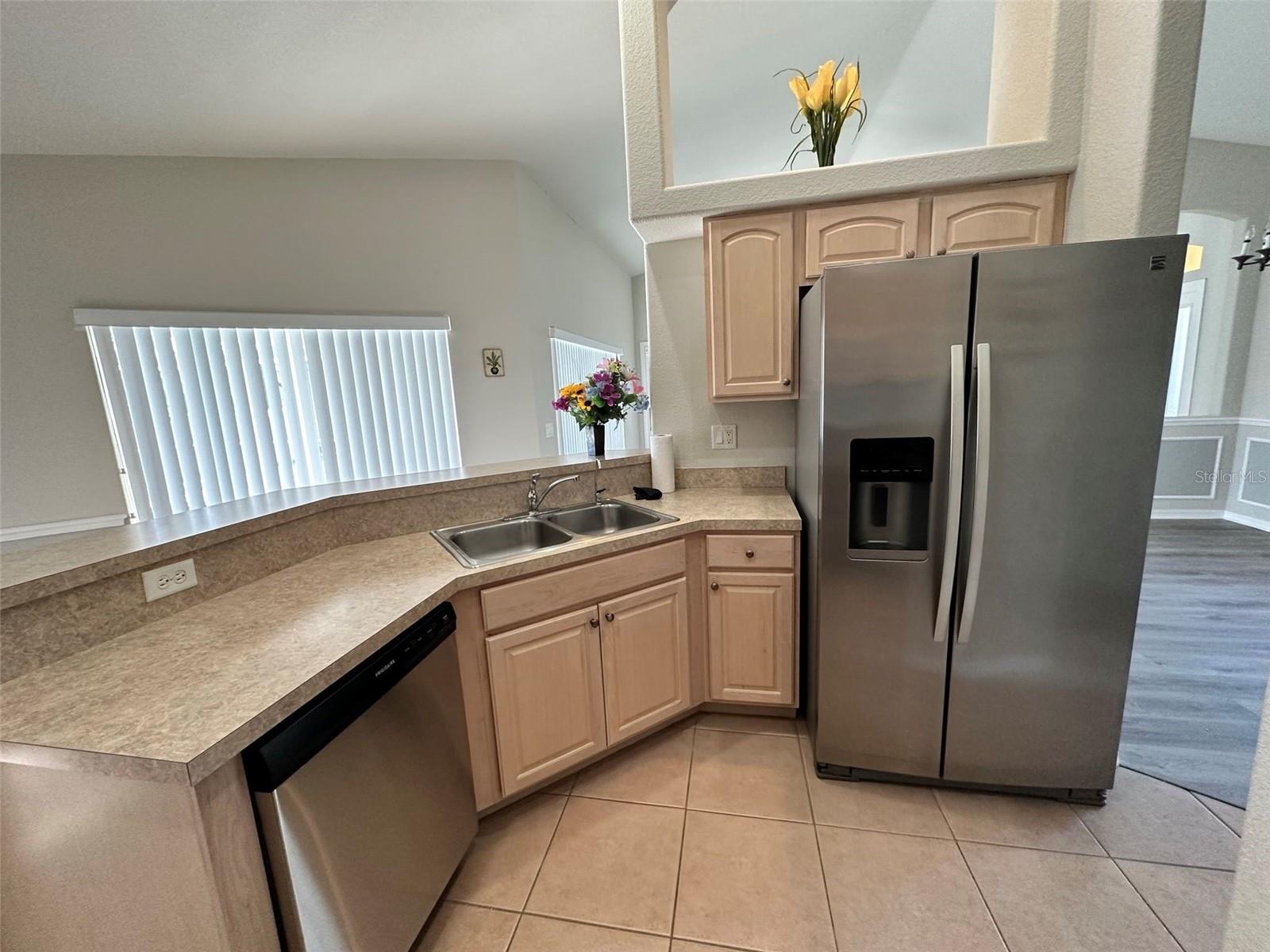 Image 7 of 19 For 6121 Surf Avenue