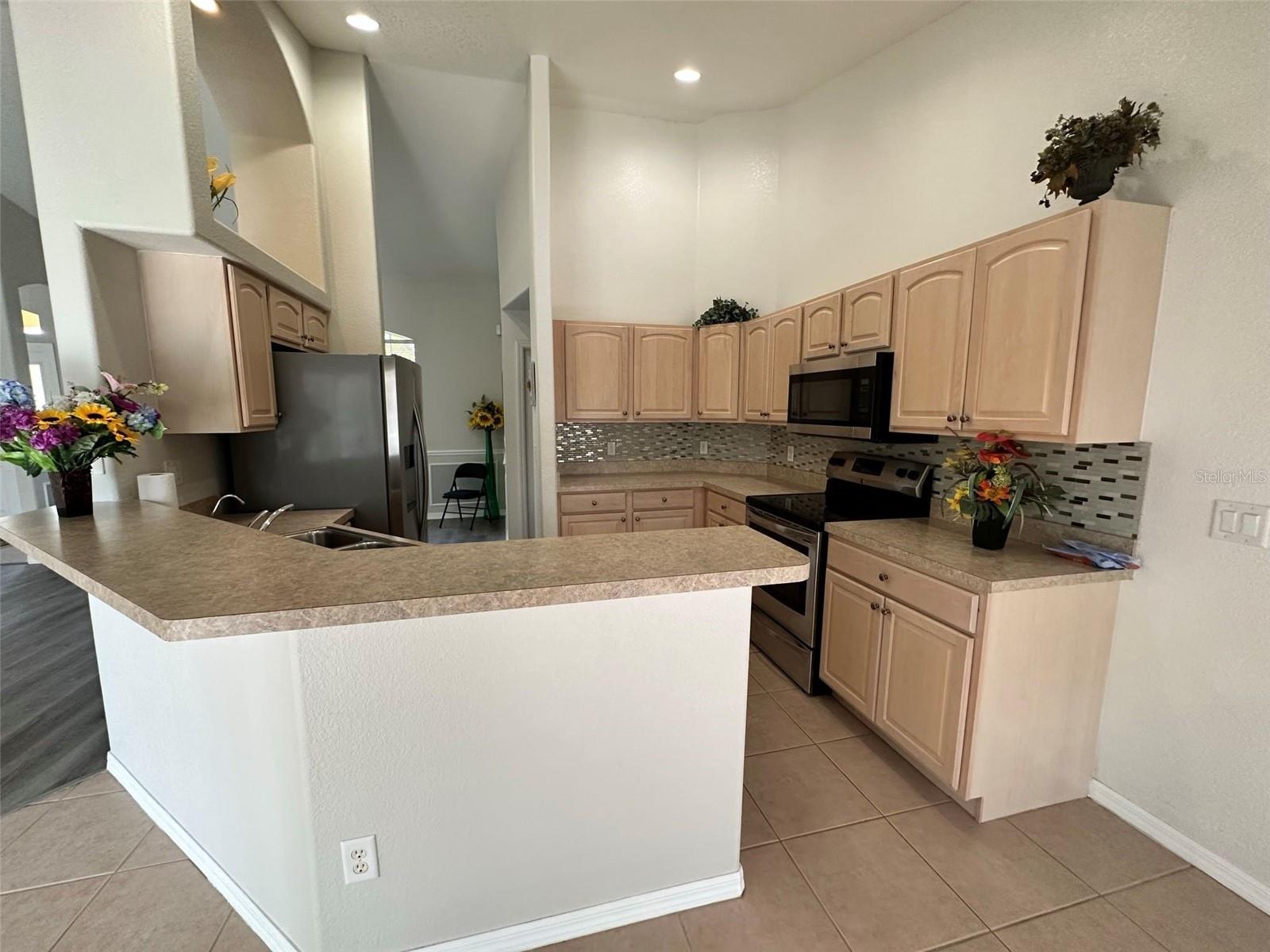 Image 8 of 19 For 6121 Surf Avenue