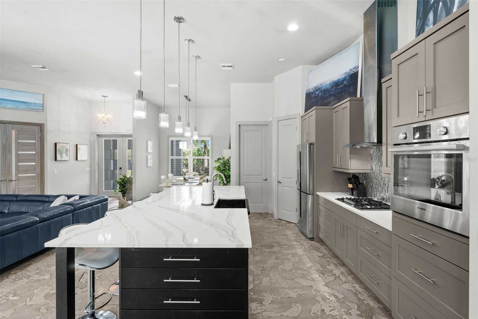 Image 10 of 61 For 528 14th Terrace