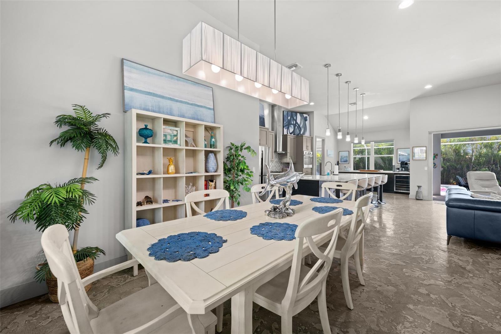 Image 11 of 61 For 528 14th Terrace