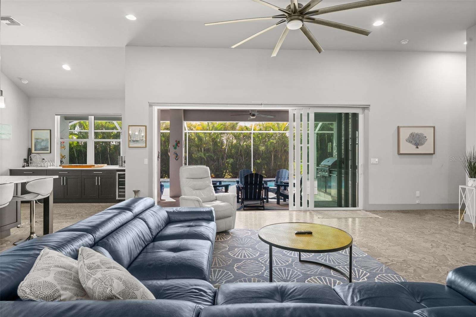 Image 18 of 61 For 528 14th Terrace