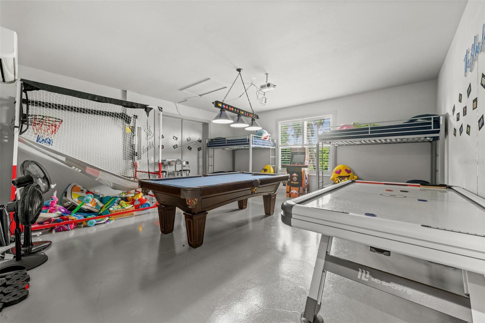 Image 34 of 61 For 528 14th Terrace