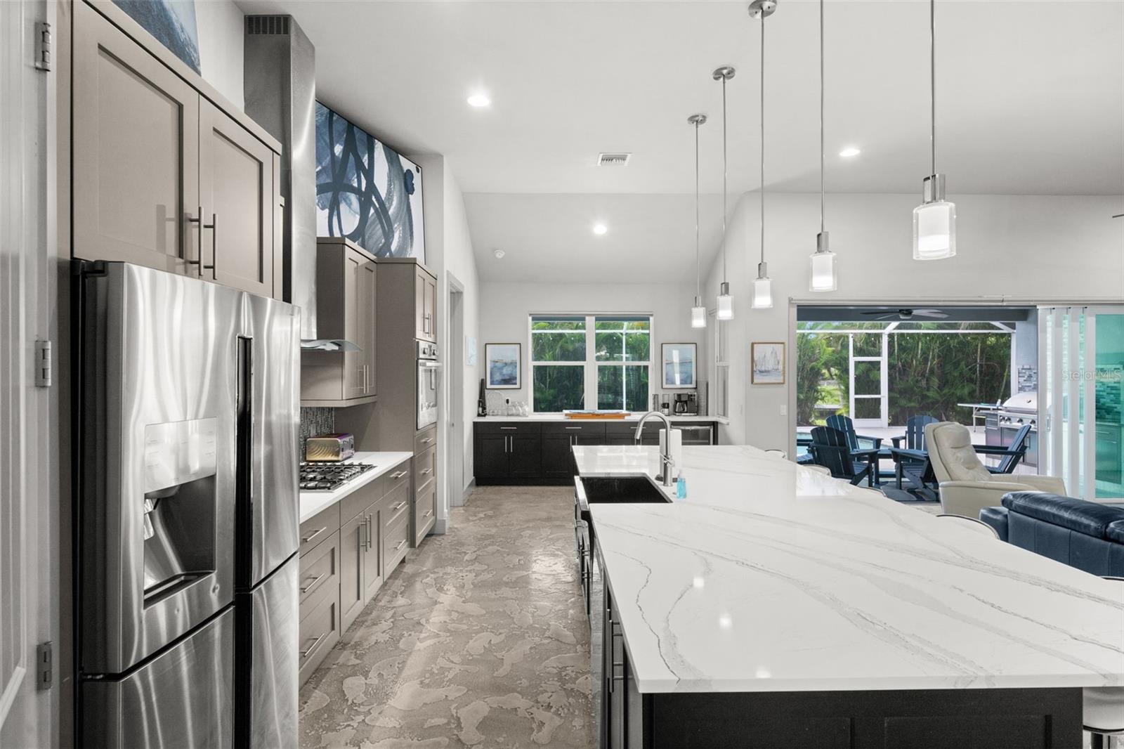 Image 7 of 61 For 528 14th Terrace