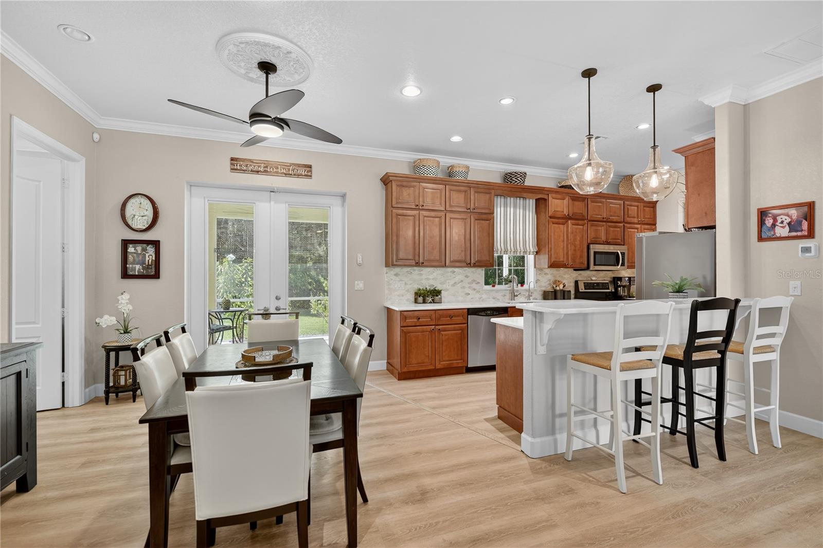 Image 14 of 57 For 18307 Lake Worth Boulevard