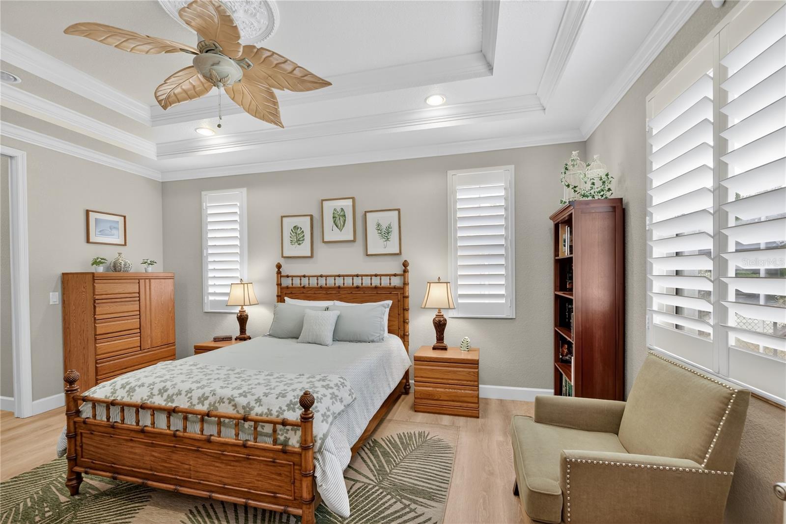 Image 27 of 57 For 18307 Lake Worth Boulevard