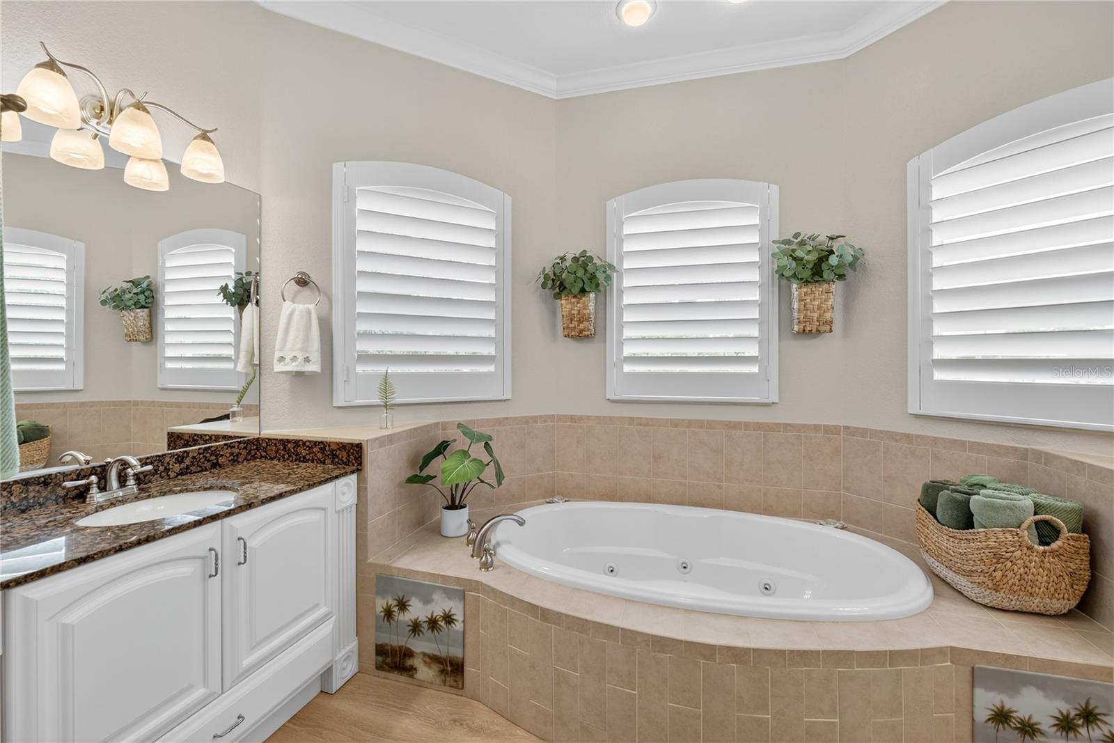 Image 30 of 57 For 18307 Lake Worth Boulevard