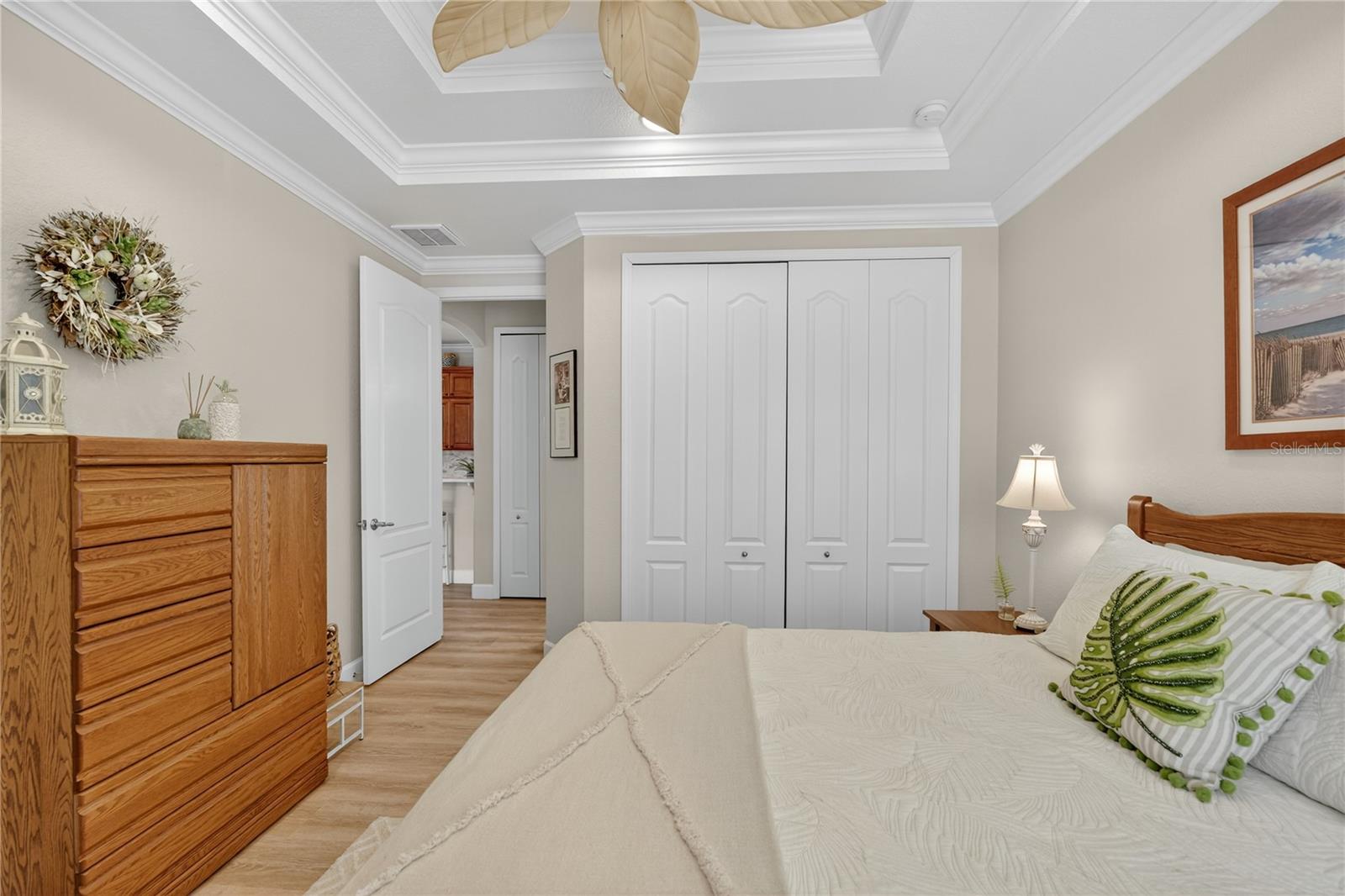 Image 33 of 57 For 18307 Lake Worth Boulevard