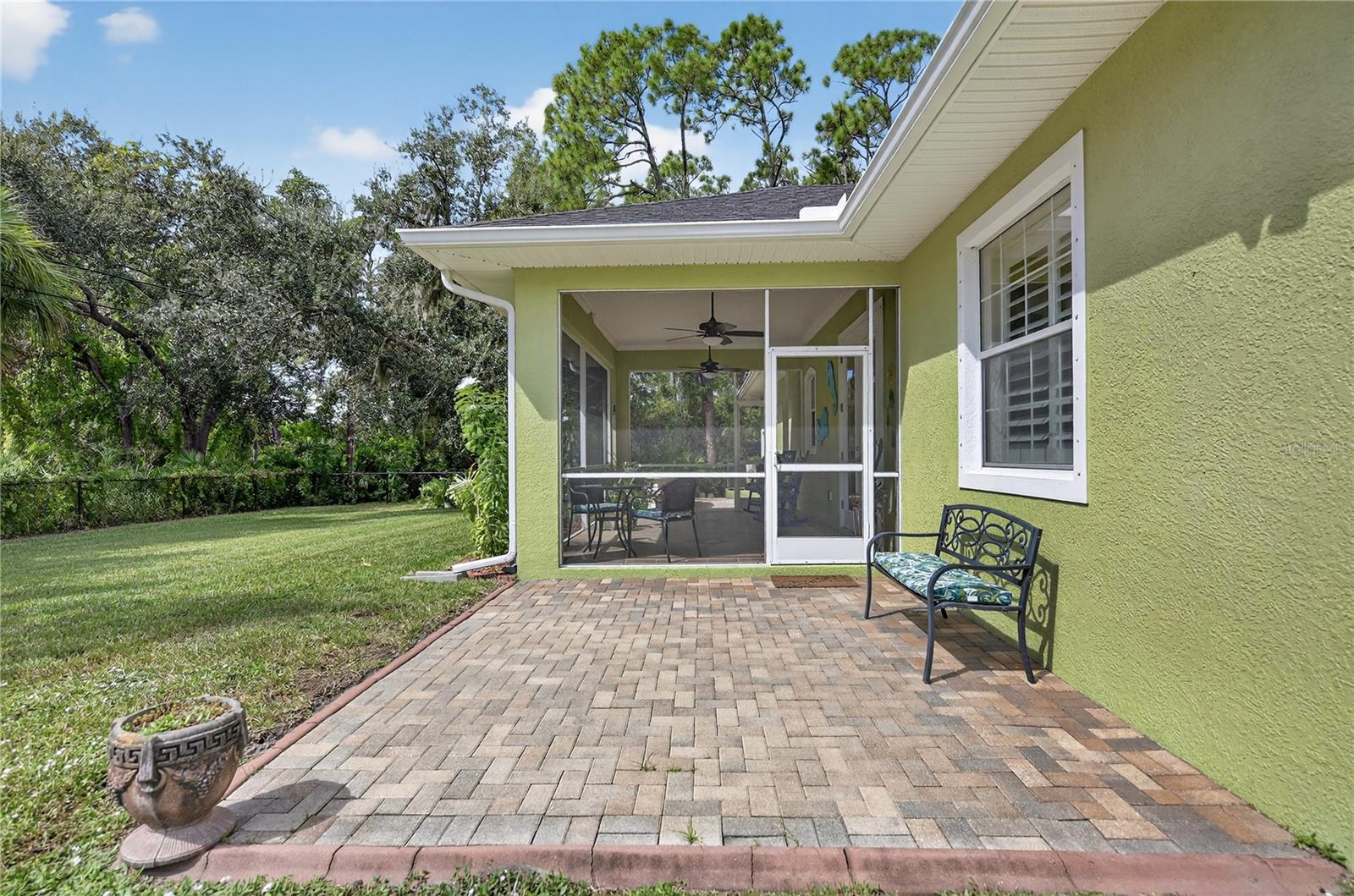 Image 44 of 57 For 18307 Lake Worth Boulevard