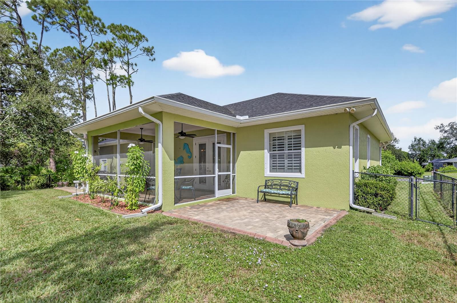 Image 45 of 57 For 18307 Lake Worth Boulevard