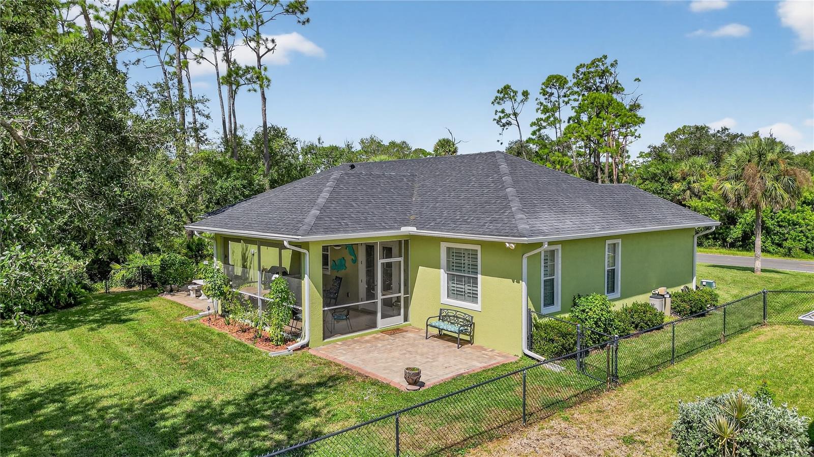 Image 46 of 57 For 18307 Lake Worth Boulevard