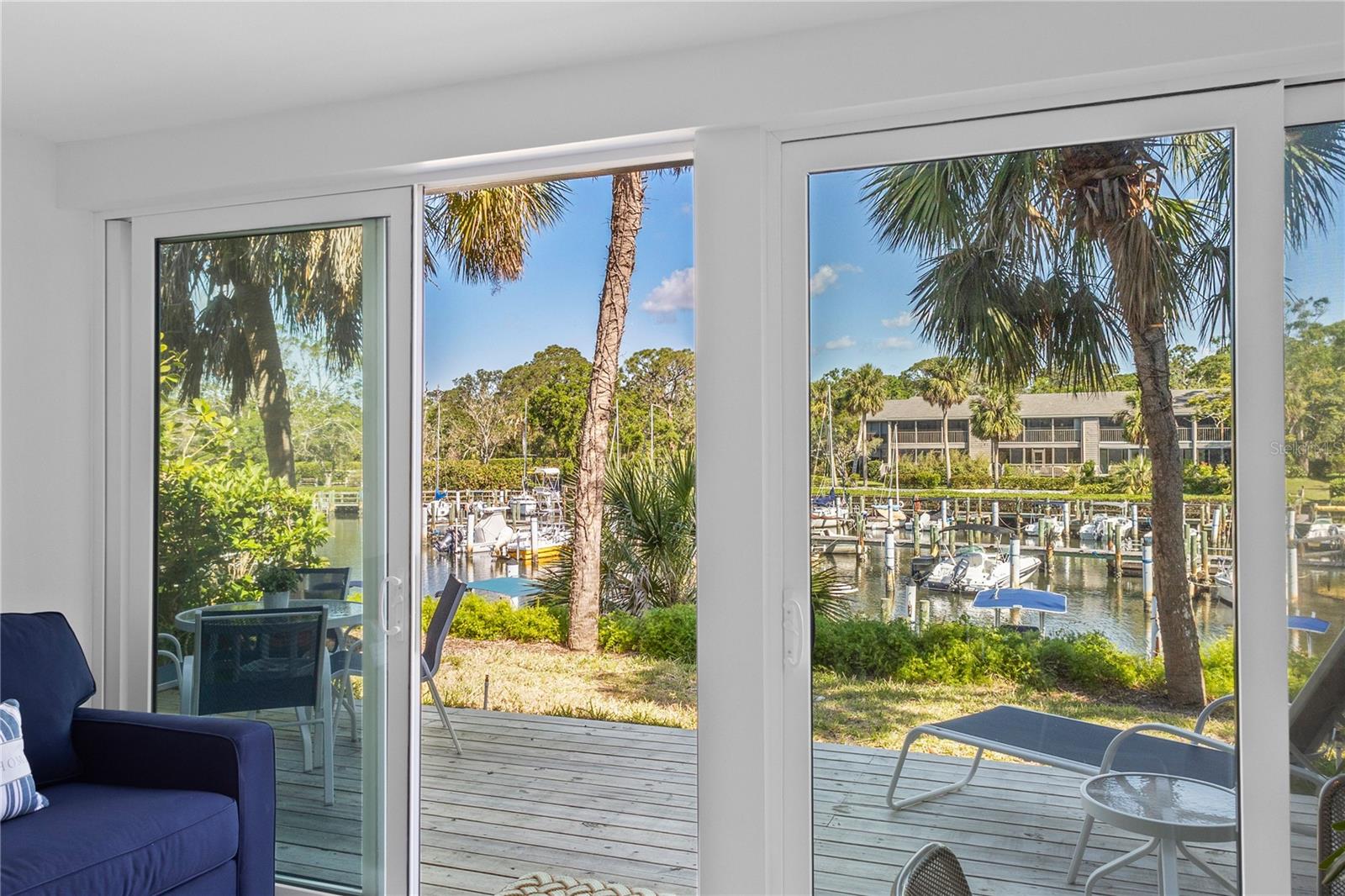 Image 12 of 49 For 1621 Boathouse Circle 125