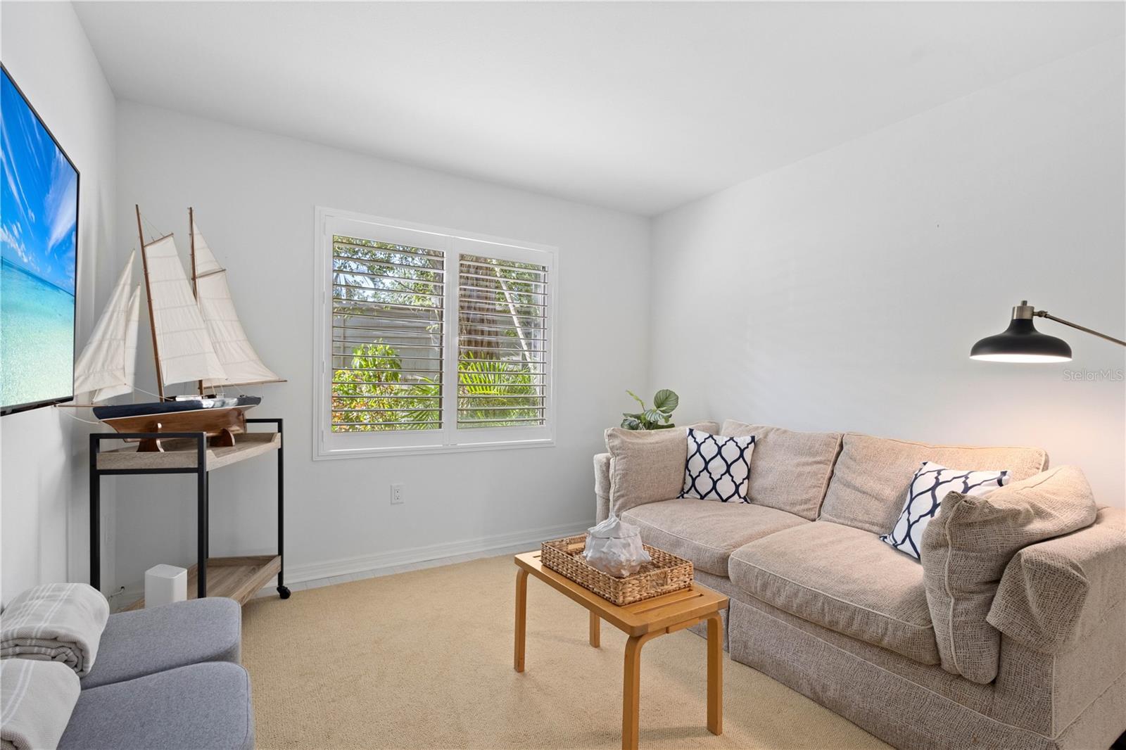 Image 22 of 49 For 1621 Boathouse Circle 125