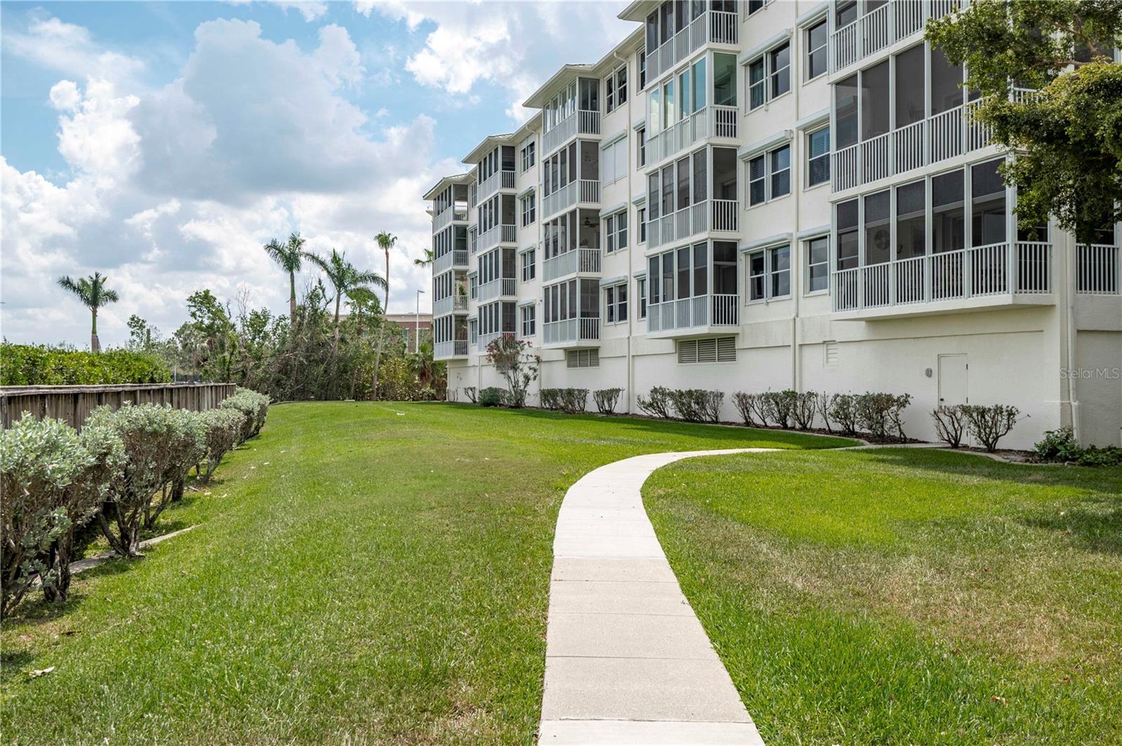 Image 53 of 64 For 200 Harbor Walk Drive 253
