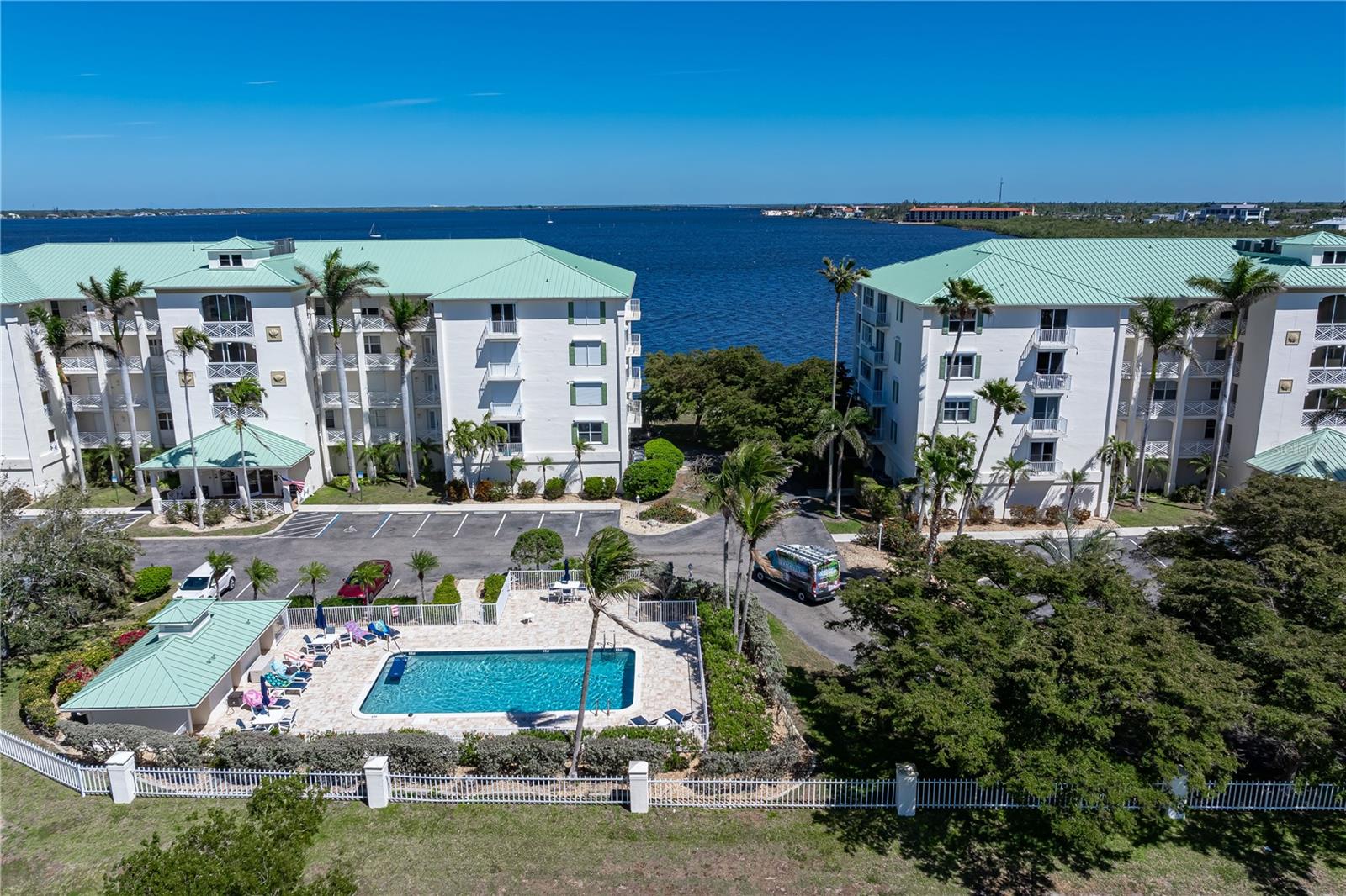 Image 56 of 64 For 200 Harbor Walk Drive 253