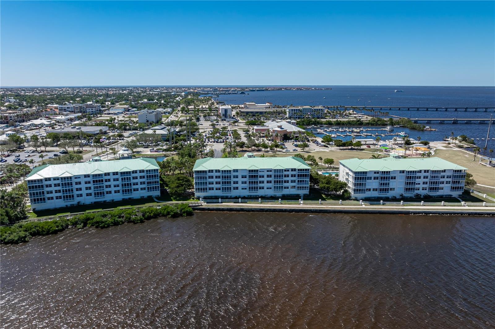 Image 60 of 64 For 200 Harbor Walk Drive 253