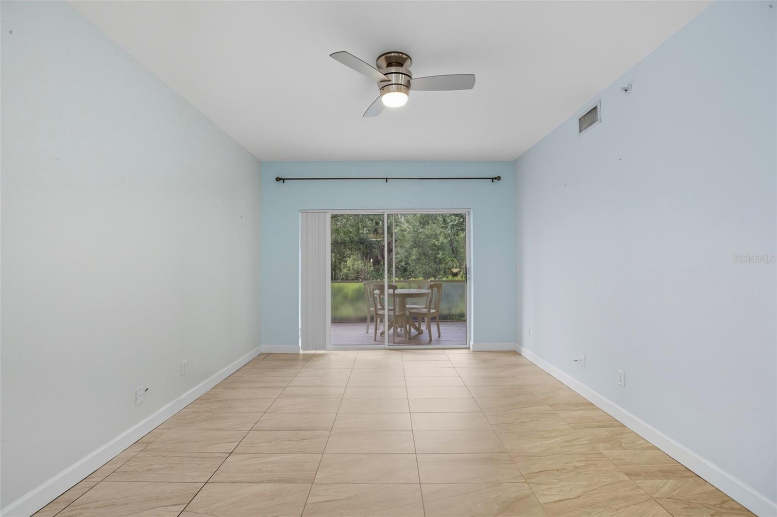 Image 13 of 40 For 6401 Aragon Way 103