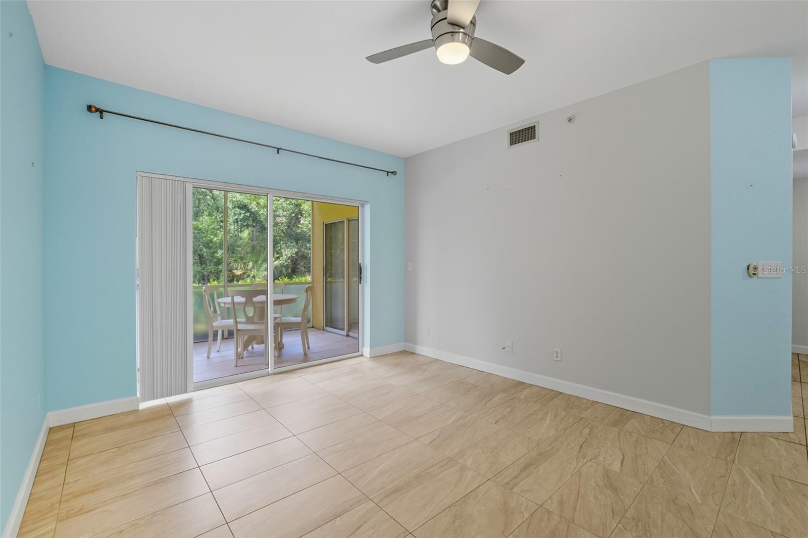Image 14 of 40 For 6401 Aragon Way 103