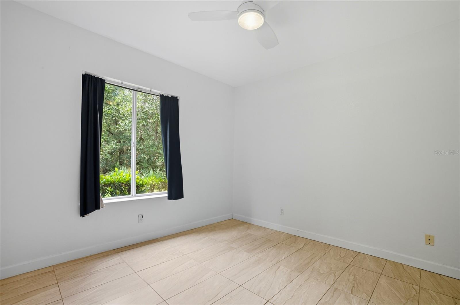 Image 22 of 40 For 6401 Aragon Way 103