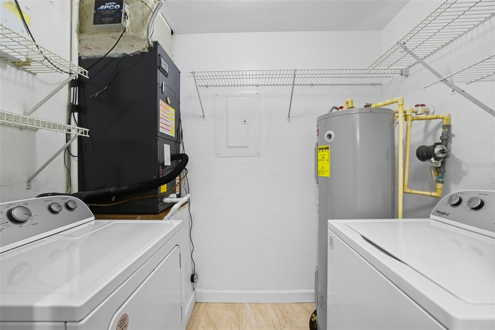 Image 30 of 40 For 6401 Aragon Way 103