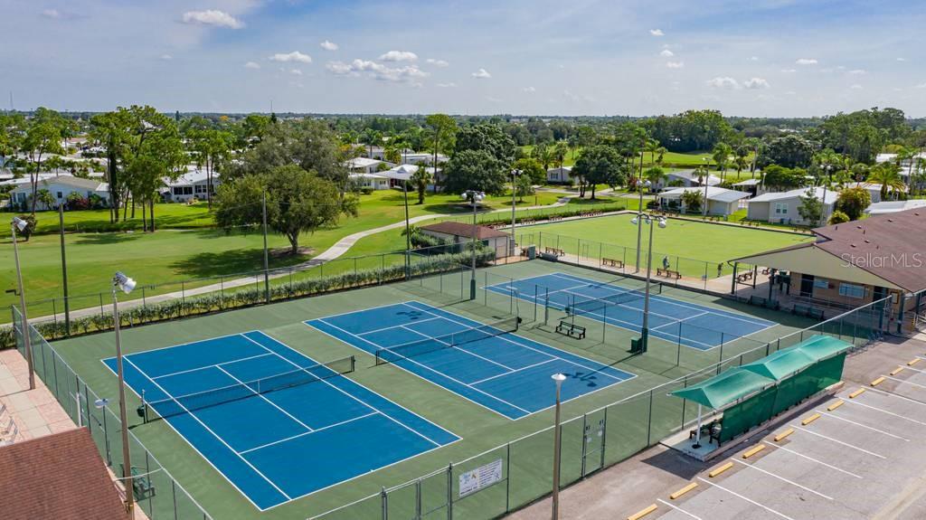 Image 57 of 100 For 2100 Kings Highway 778