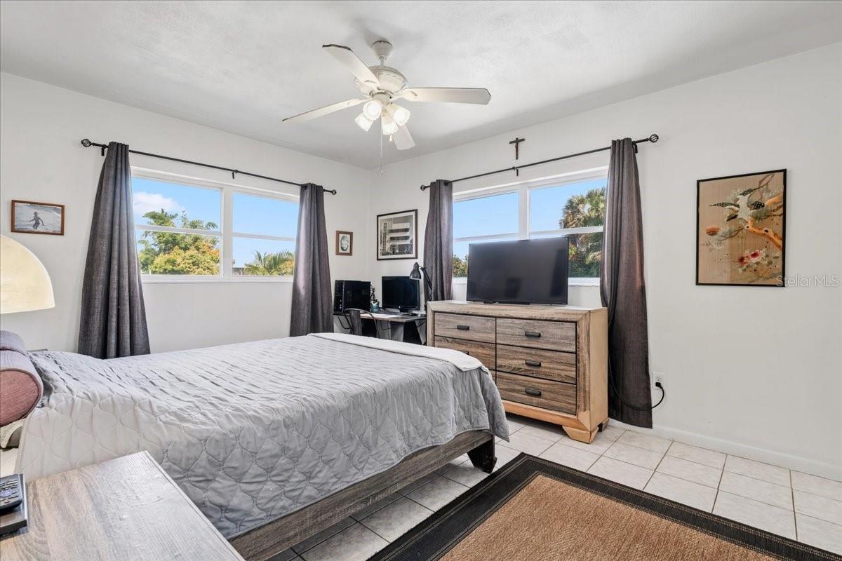 Image 26 of 46 For 124 Leland Se