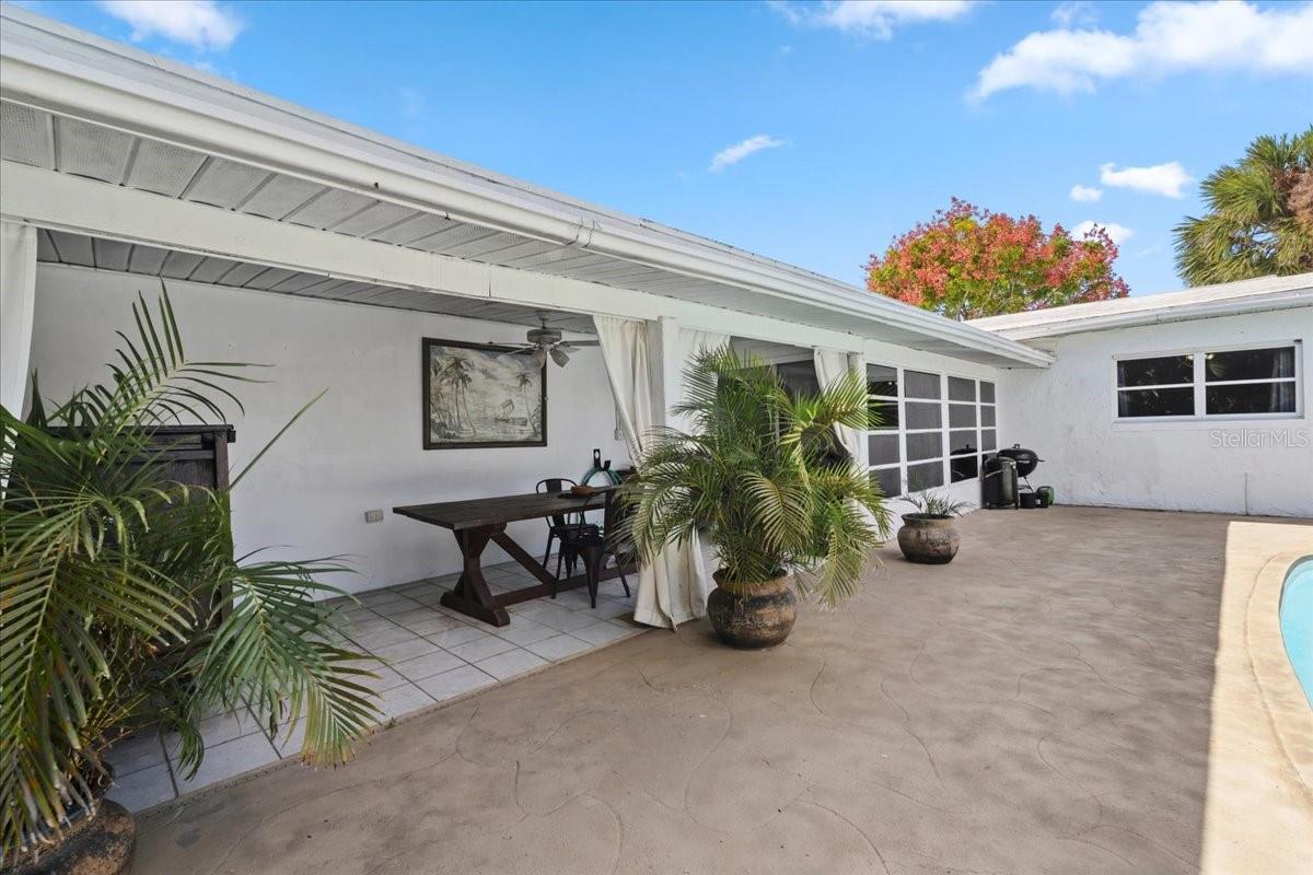 Image 35 of 46 For 124 Leland Se