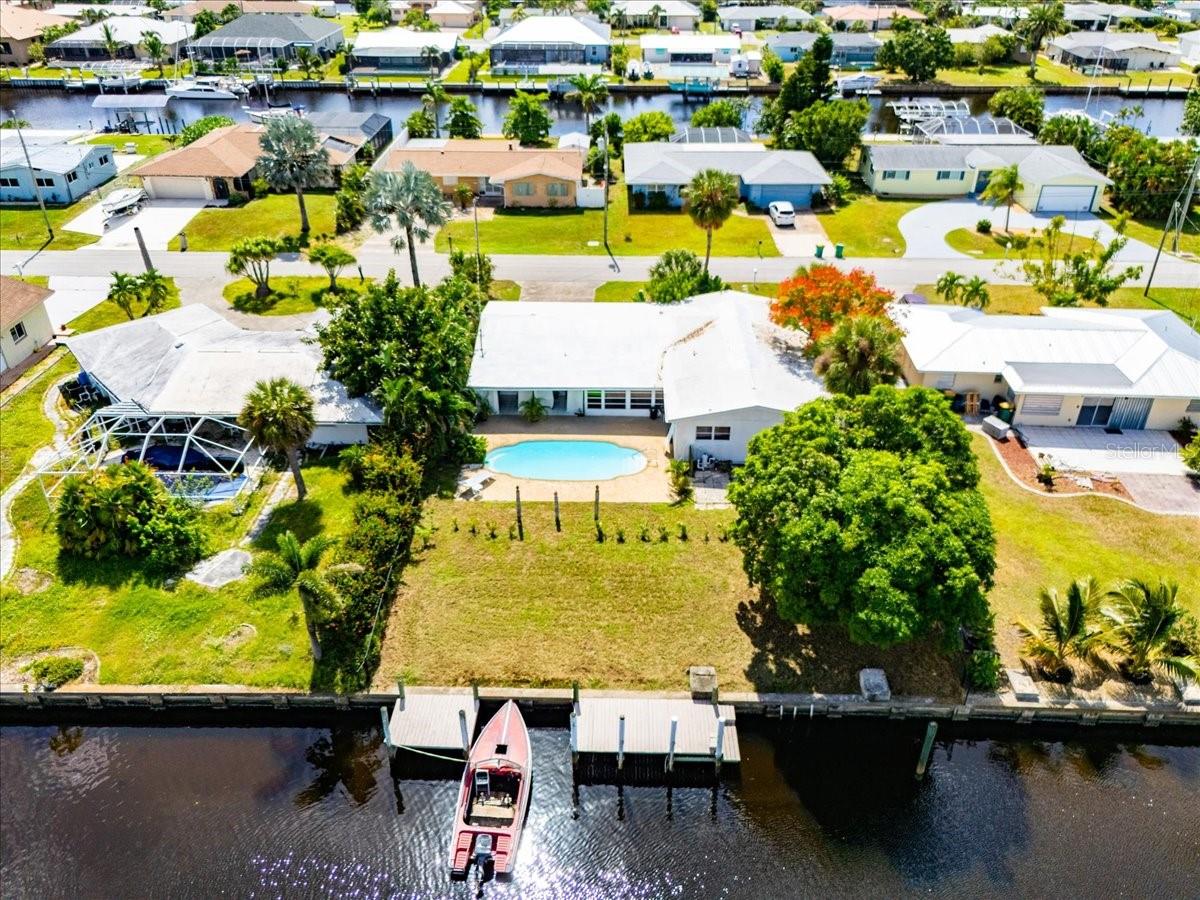 Image 43 of 46 For 124 Leland Se