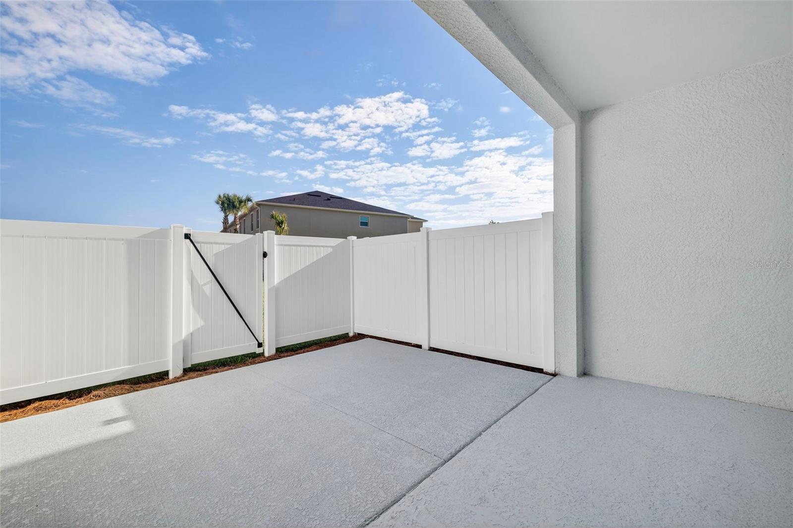 Image 24 of 59 For 44080 Bellamy Place