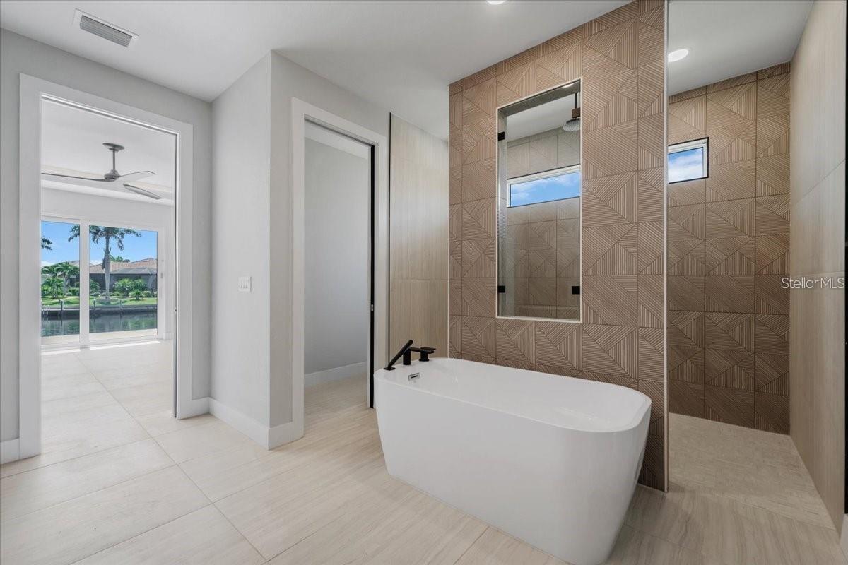 Image 21 of 73 For 1631 Casey Key Drive