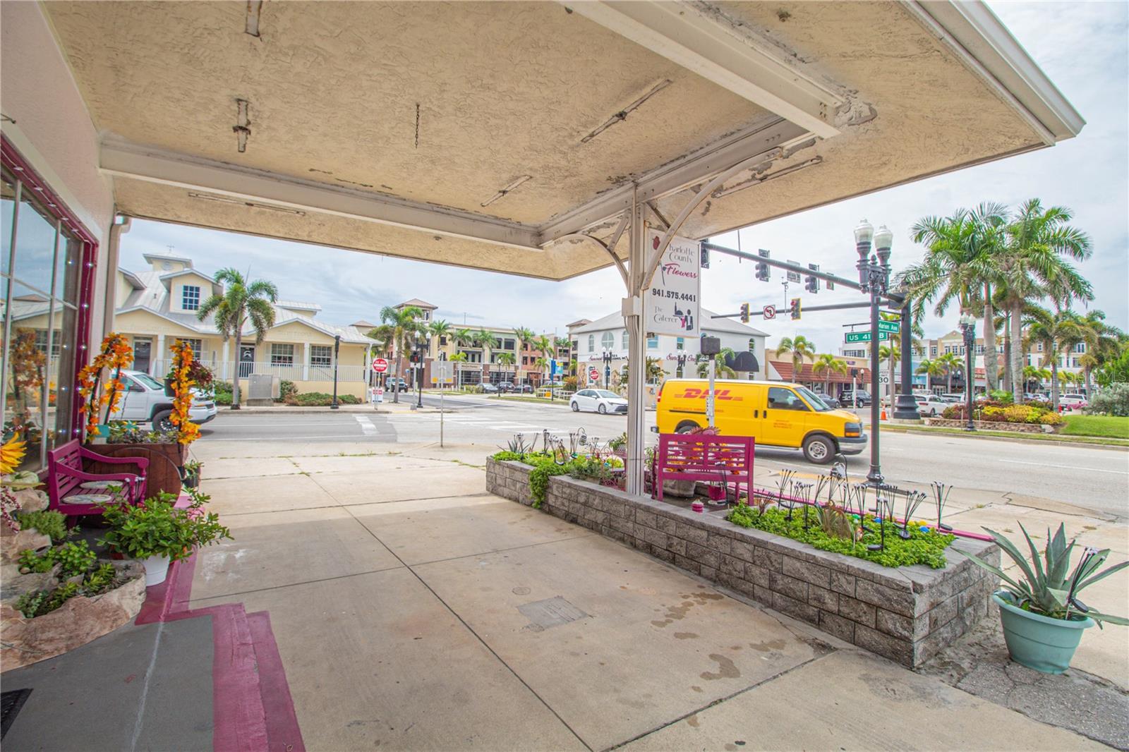 Image 14 of 19 For 140 Tamiami Trail