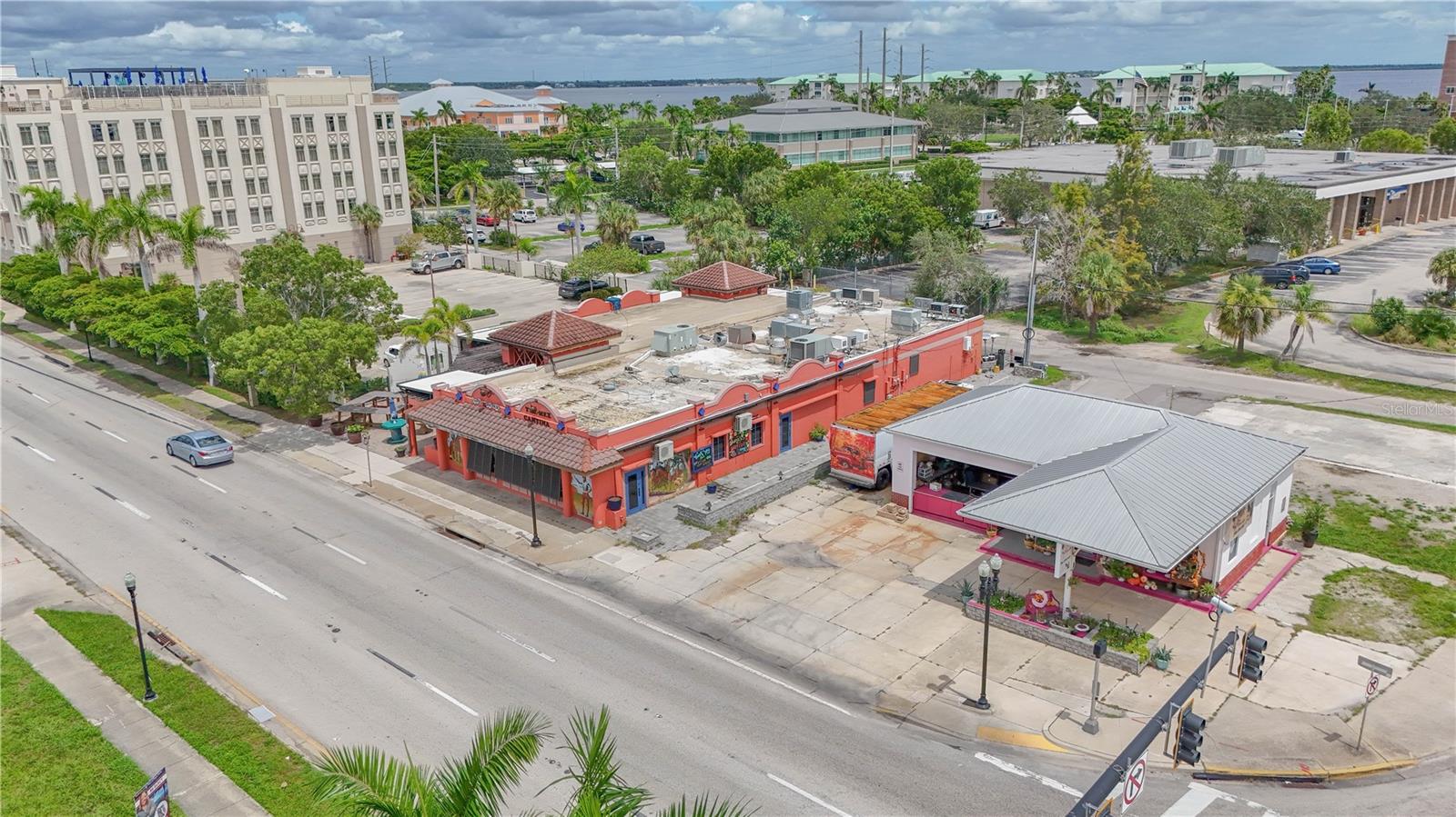 Image 15 of 19 For 140 Tamiami Trail