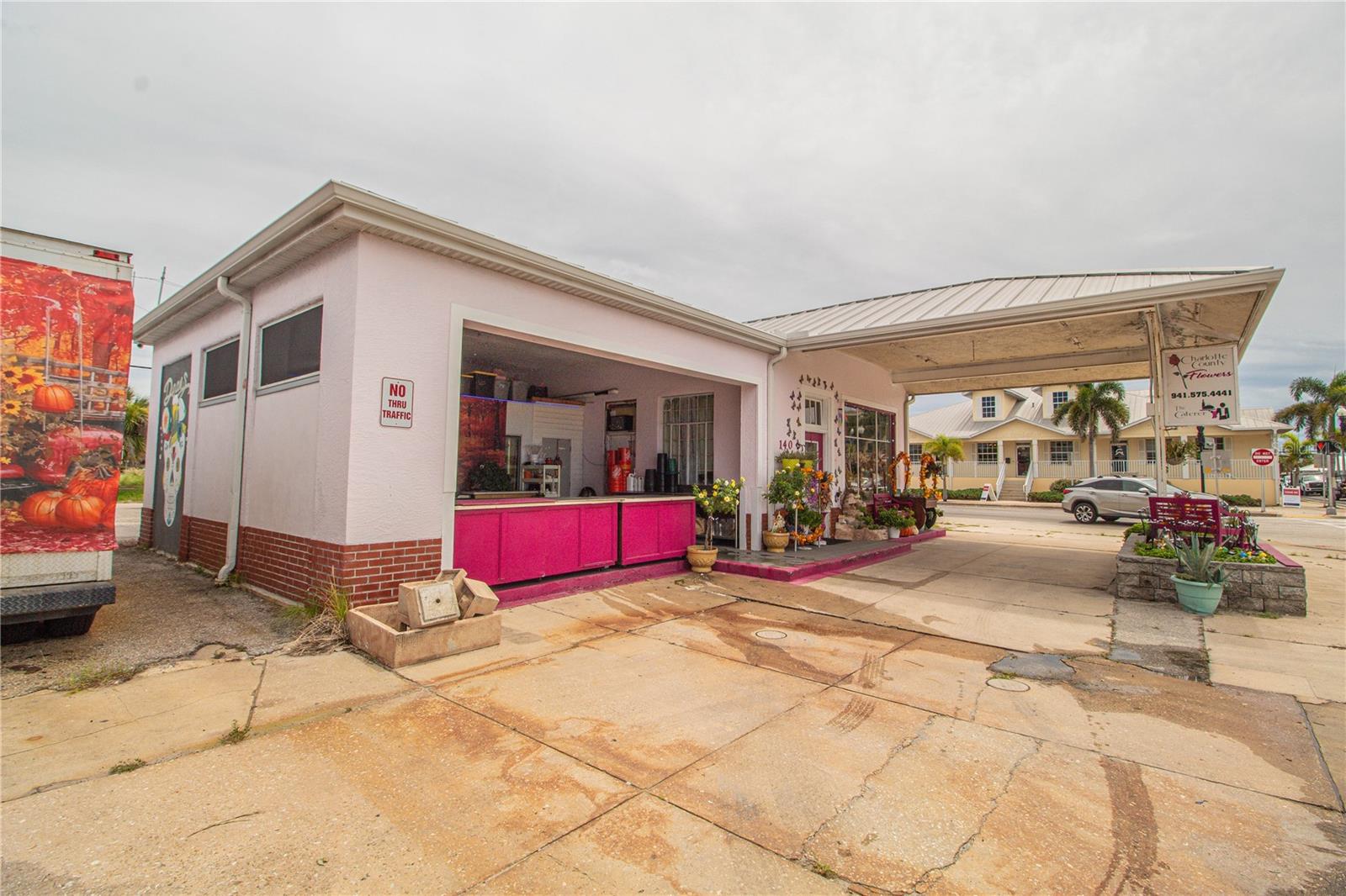 Image 6 of 19 For 140 Tamiami Trail