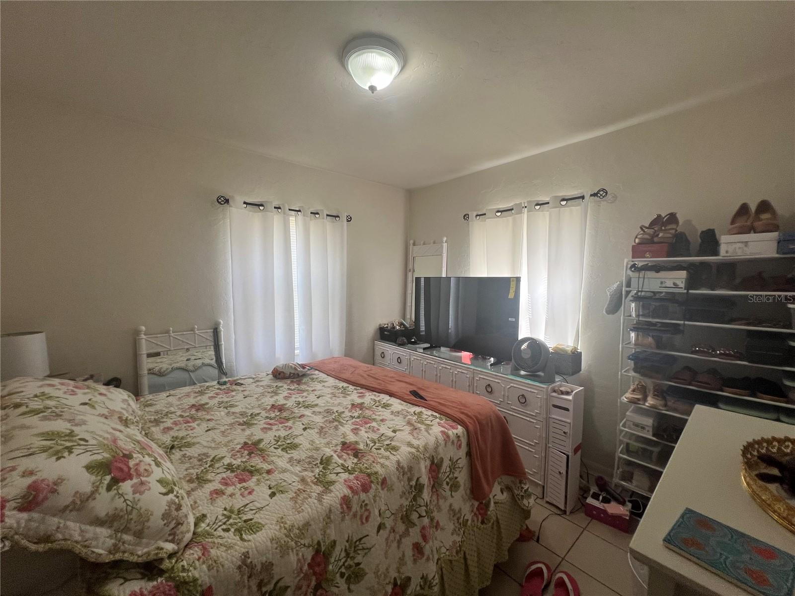Image 6 of 12 For 21139 Glendale Avenue