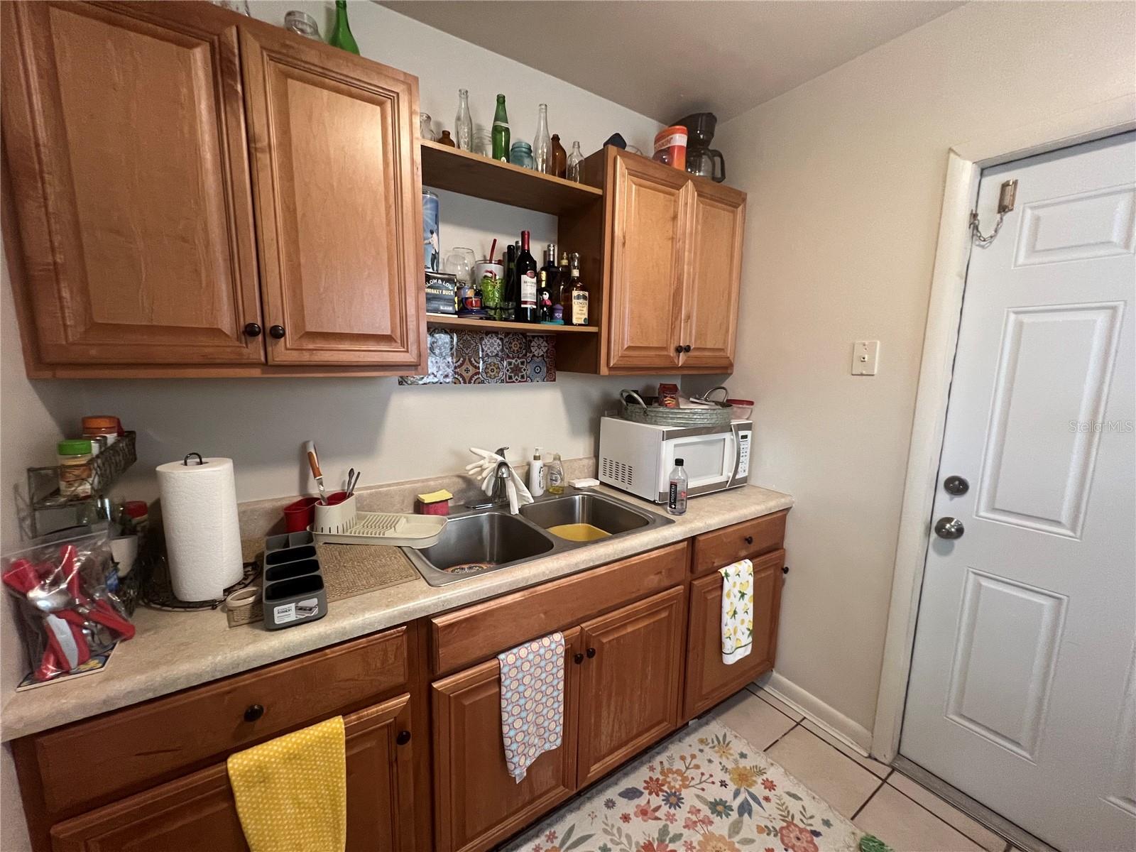 Image 9 of 12 For 21139 Glendale Avenue