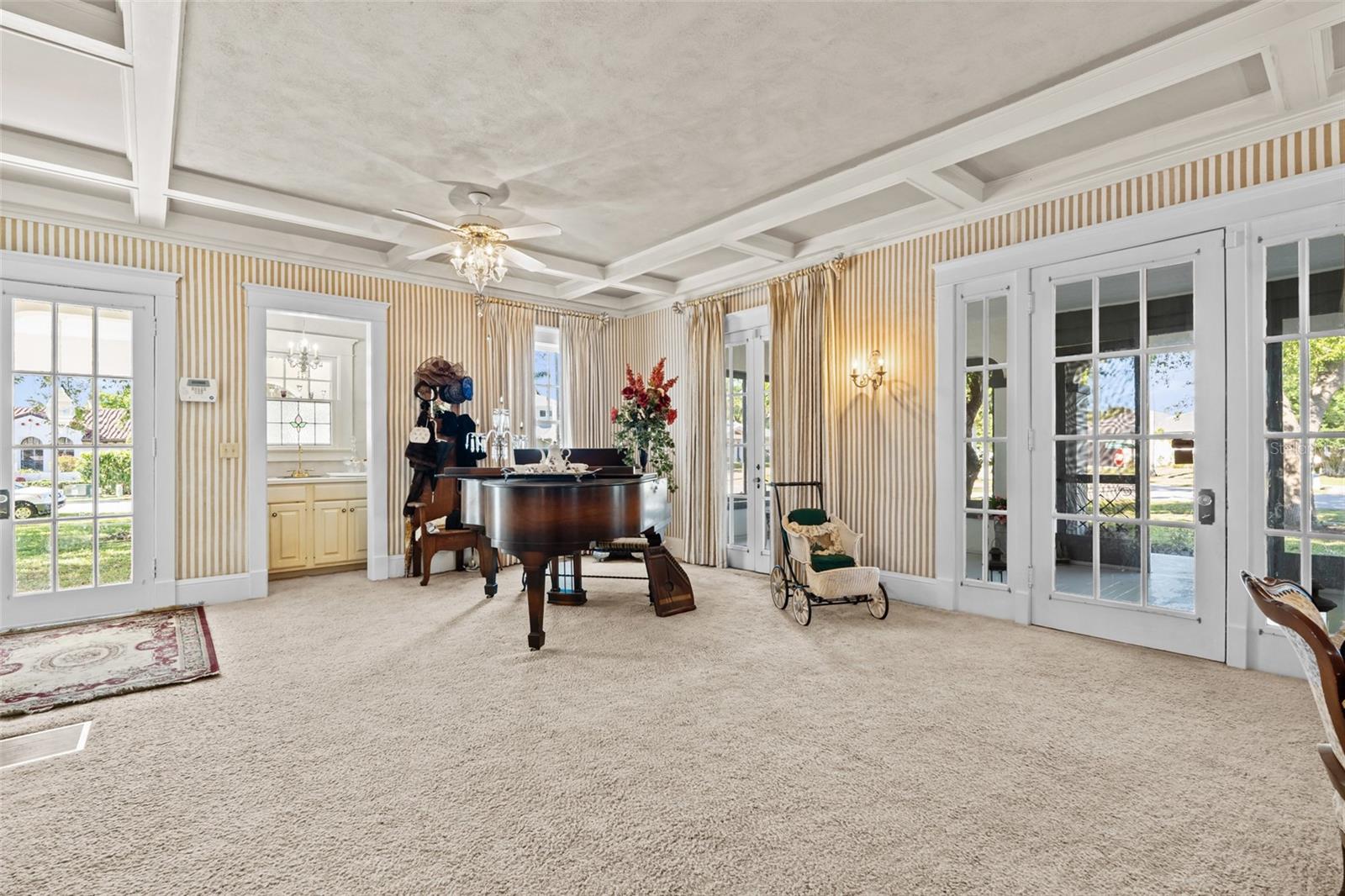 Image 13 of 88 For 3235 Avocado Drive