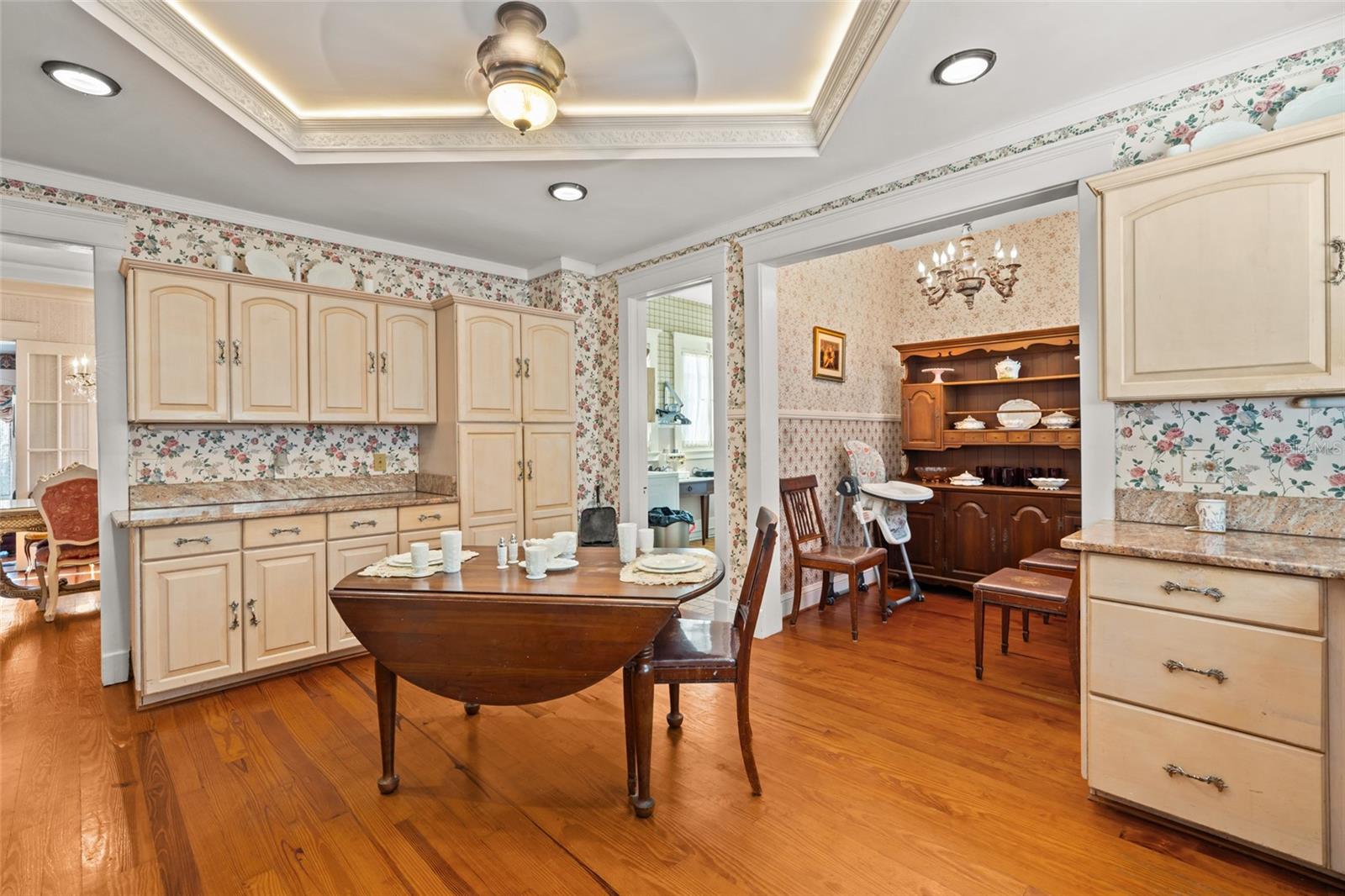 Image 29 of 88 For 3235 Avocado Drive