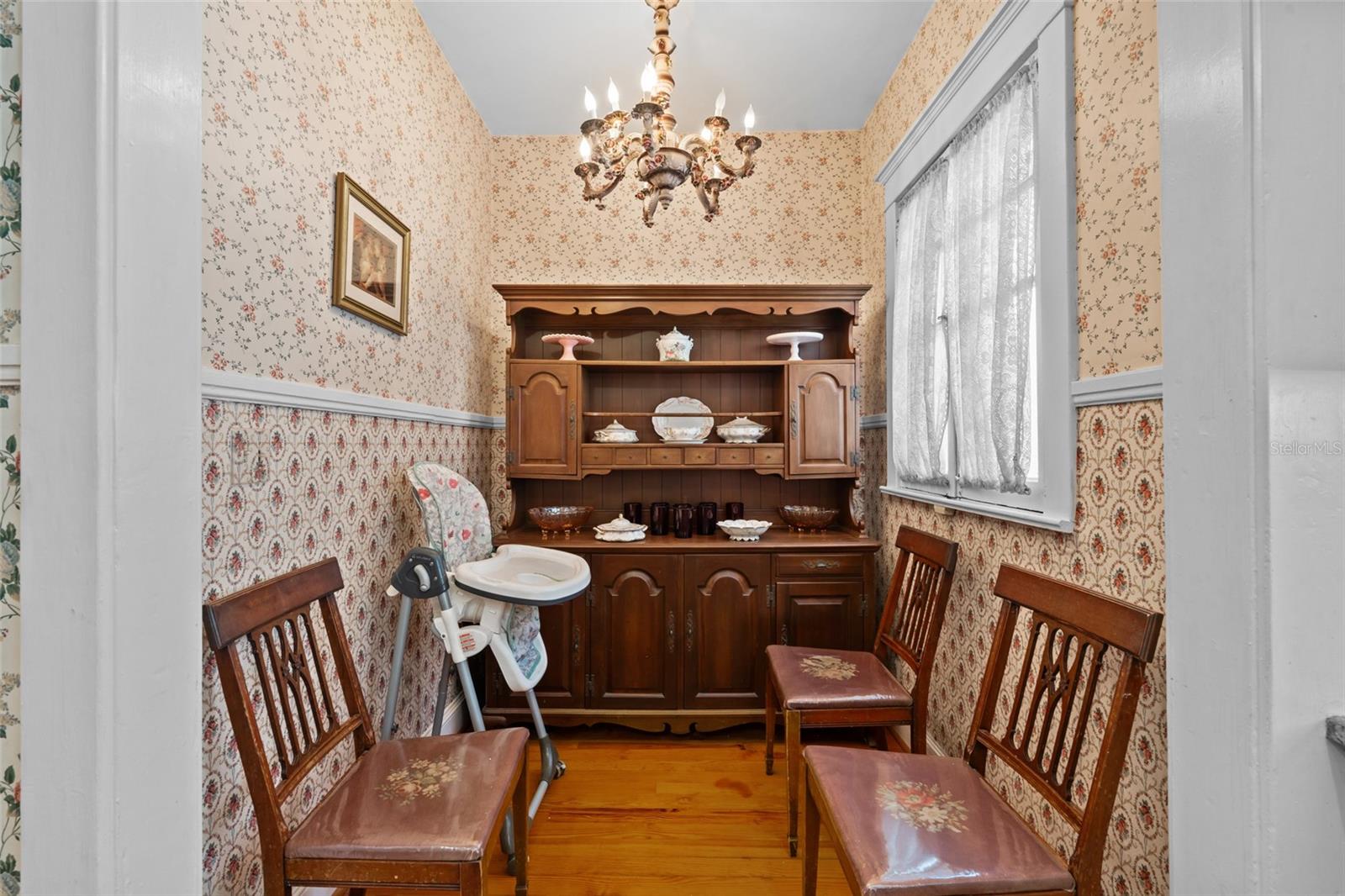 Image 33 of 88 For 3235 Avocado Drive