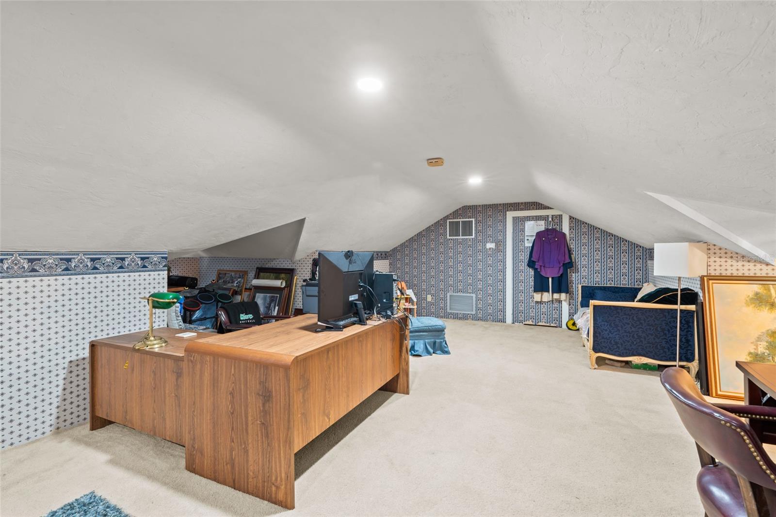 Image 57 of 88 For 3235 Avocado Drive