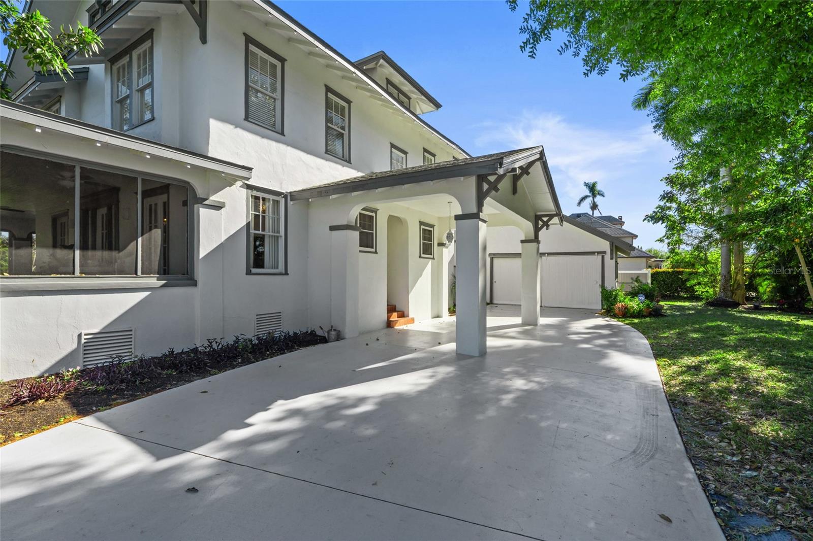 Image 6 of 88 For 3235 Avocado Drive