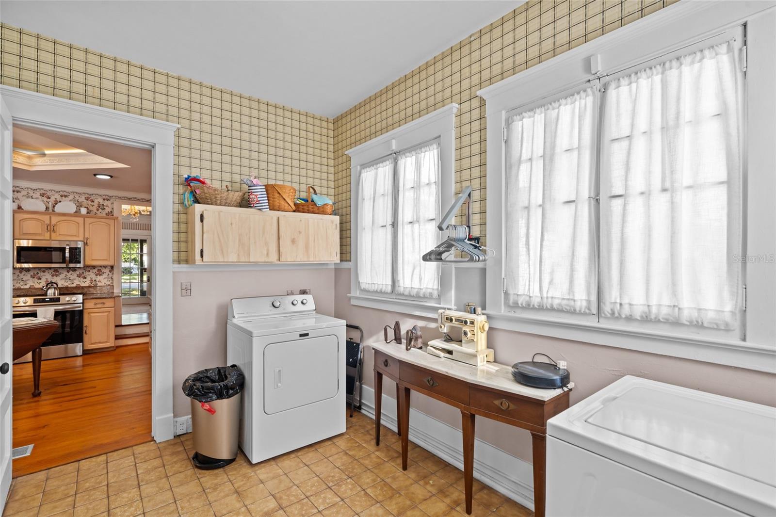 Image 67 of 88 For 3235 Avocado Drive