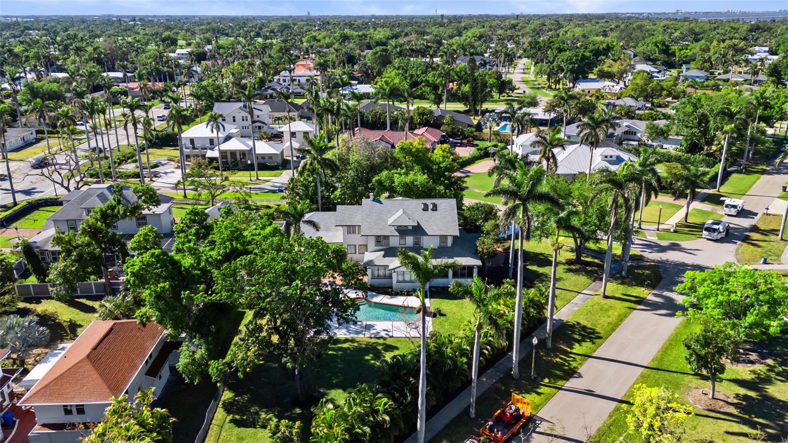 Image 83 of 88 For 3235 Avocado Drive