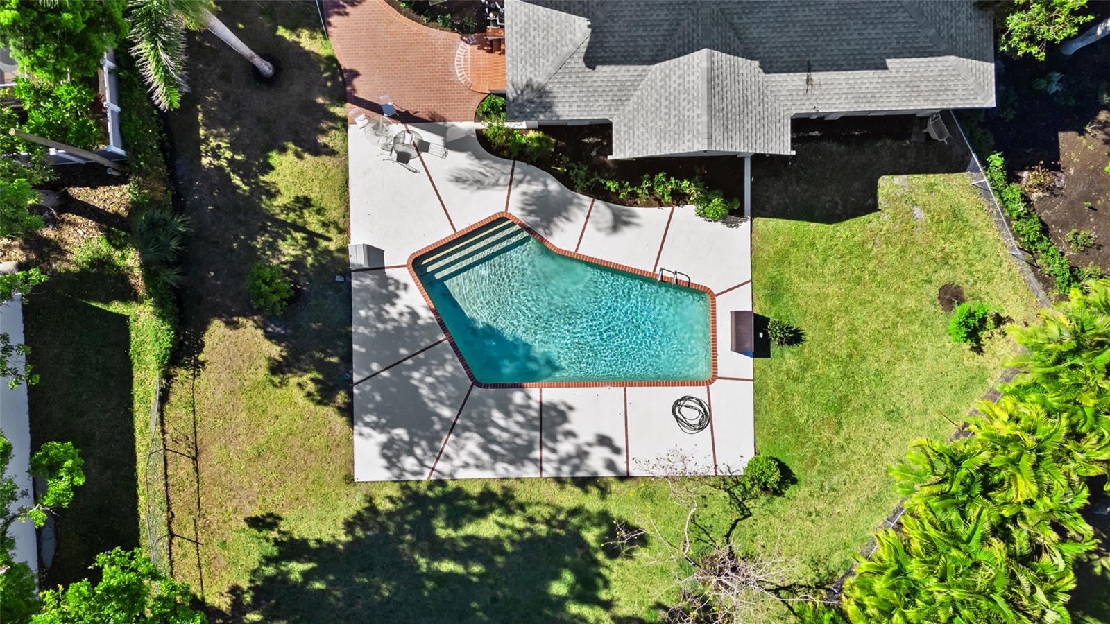 Image 85 of 88 For 3235 Avocado Drive