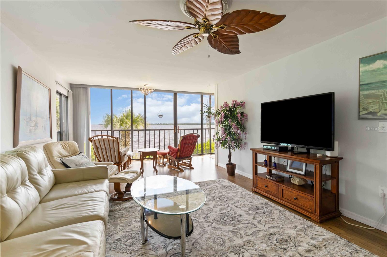 Image 13 of 51 For 14459 River Beach Drive 125