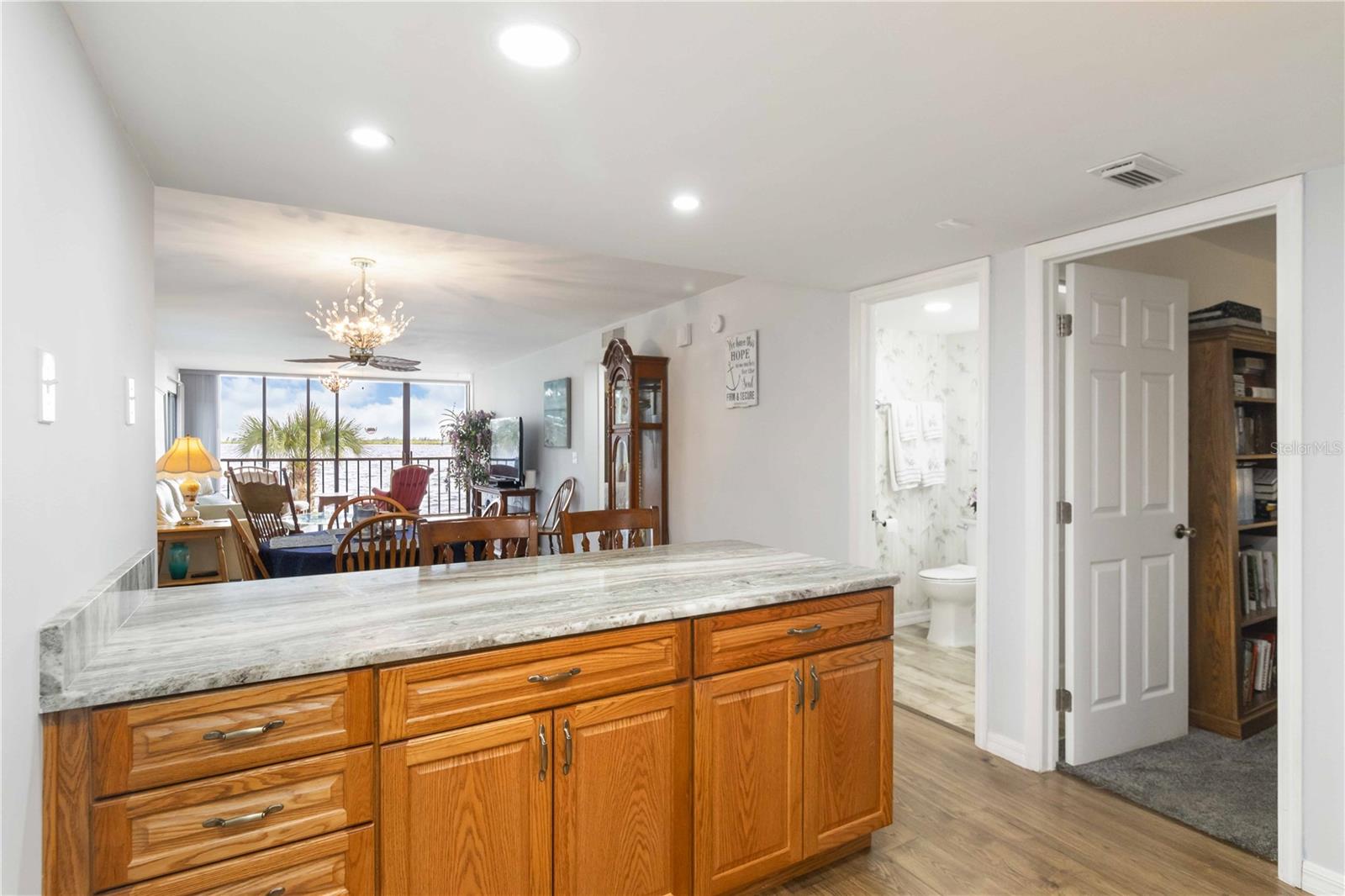 Image 21 of 51 For 14459 River Beach Drive 125