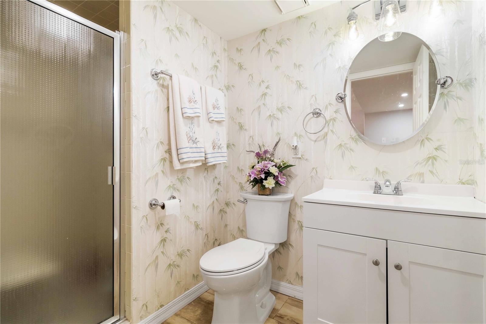 Image 22 of 51 For 14459 River Beach Drive 125