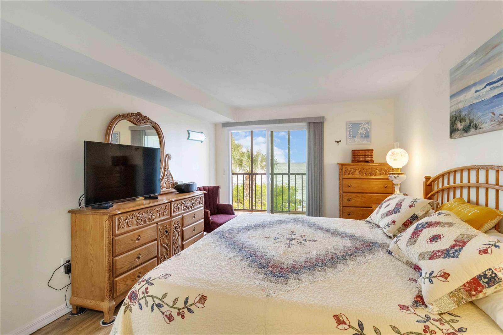 Image 26 of 51 For 14459 River Beach Drive 125